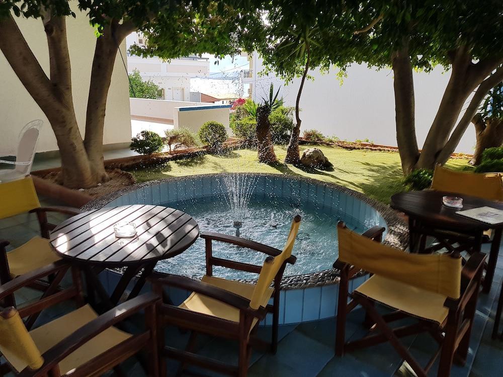 Amazones Villas Apartments Херсонісос Екстер'єр фото